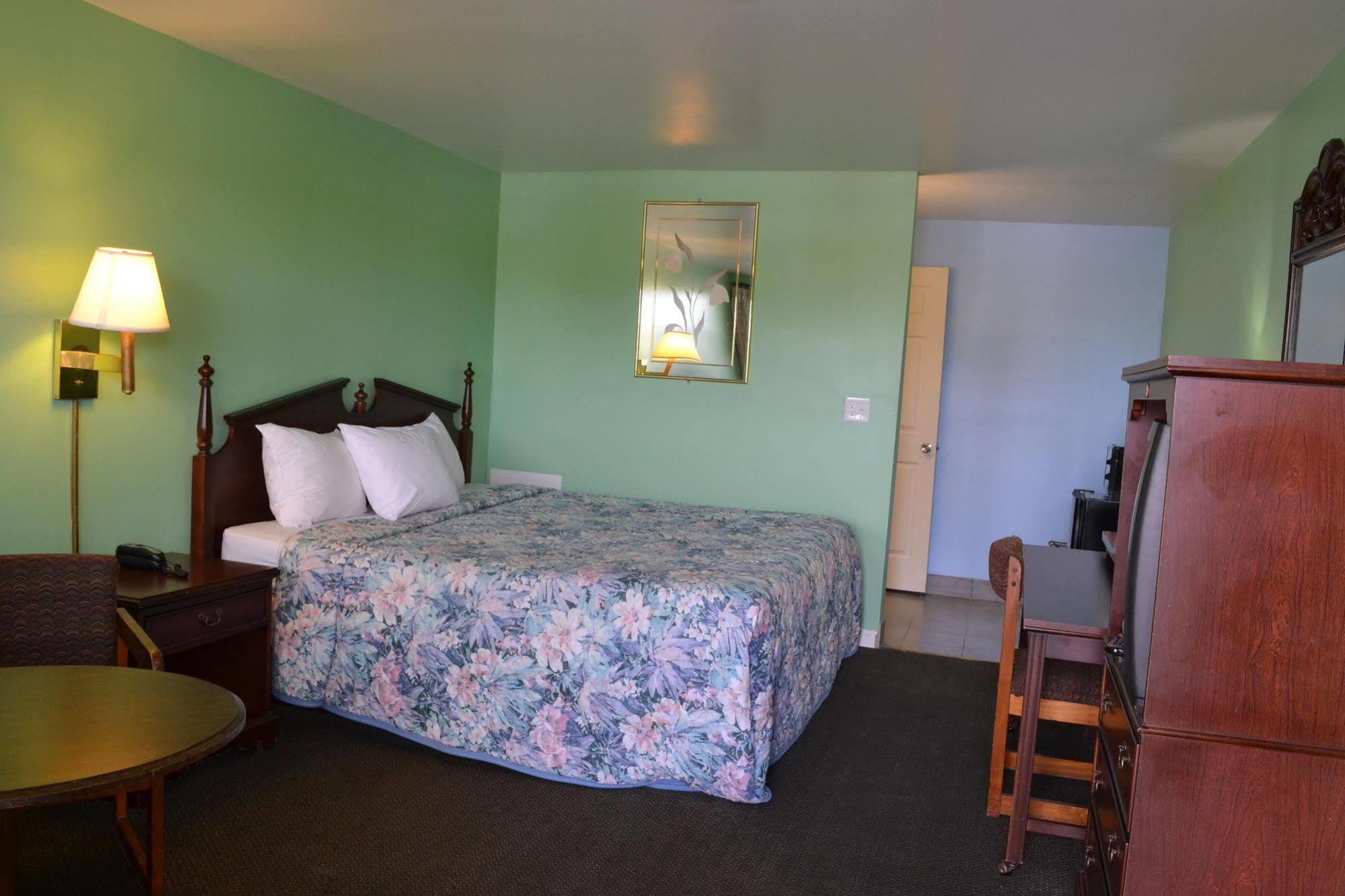 Budget Inn כריסטיאנסבורג מראה חיצוני תמונה